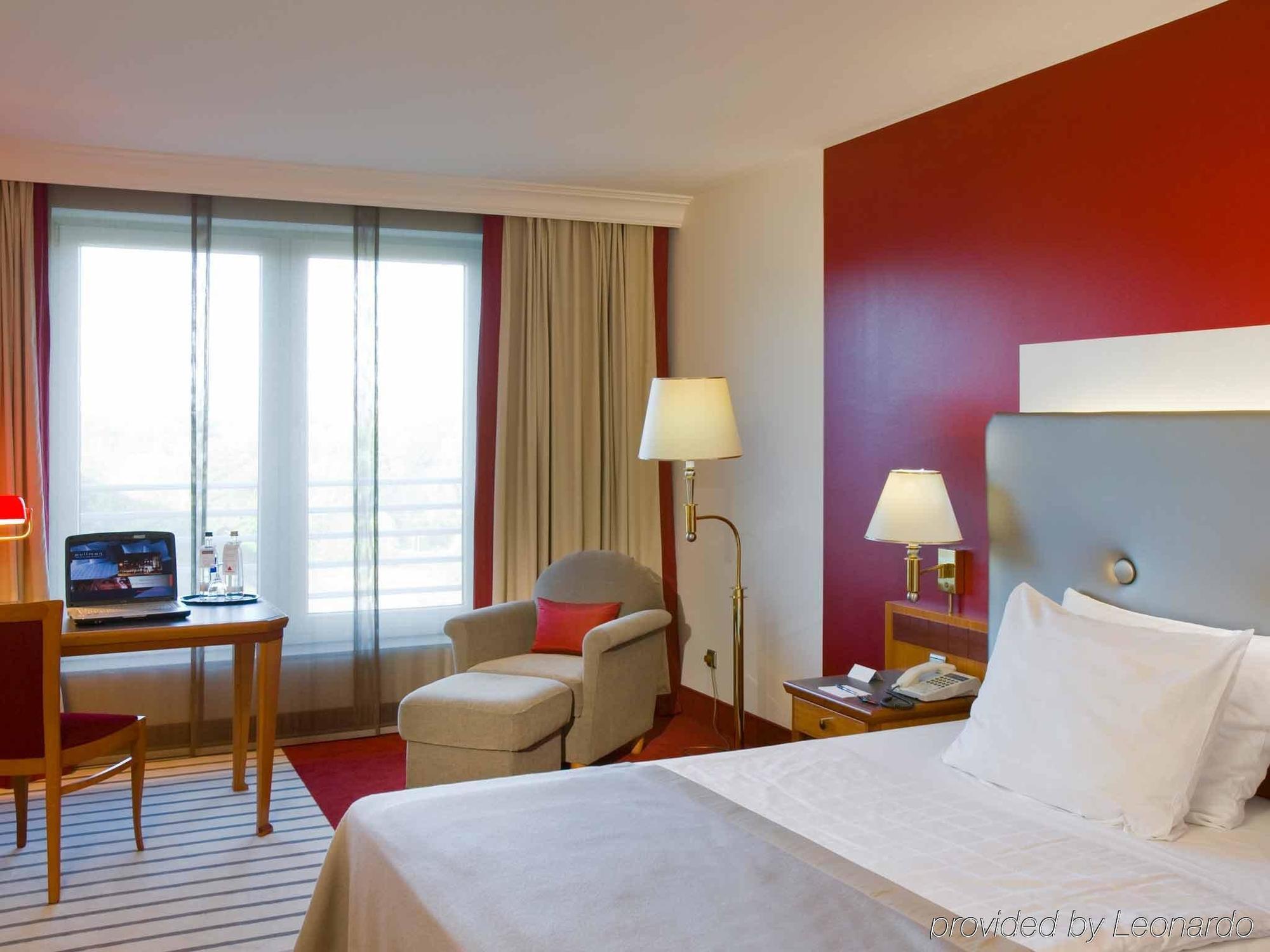 Hotel Dorint An Den Westfalenhallen 4*