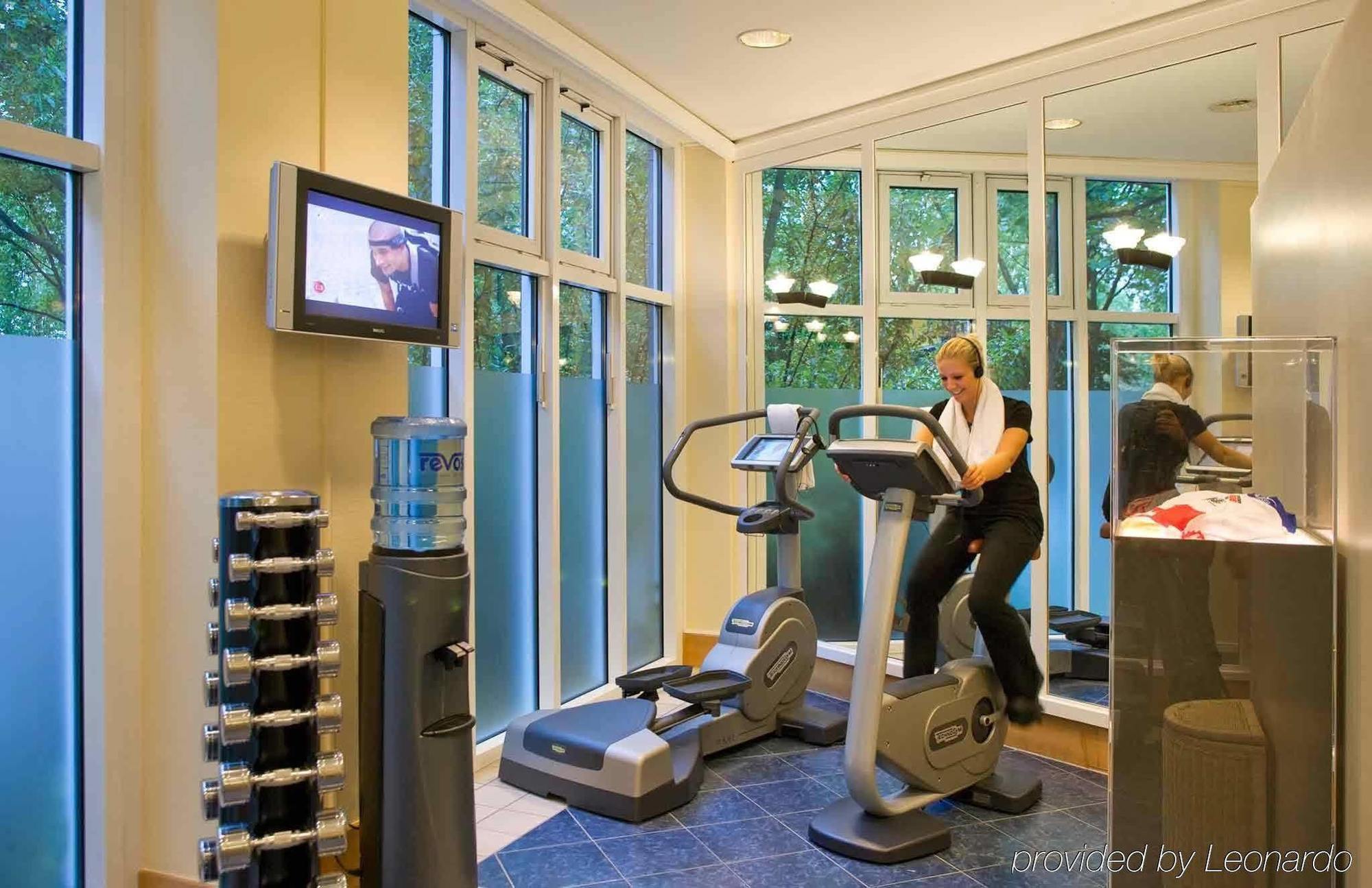 Dorint An Den Westfalenhallen Hotel 4*